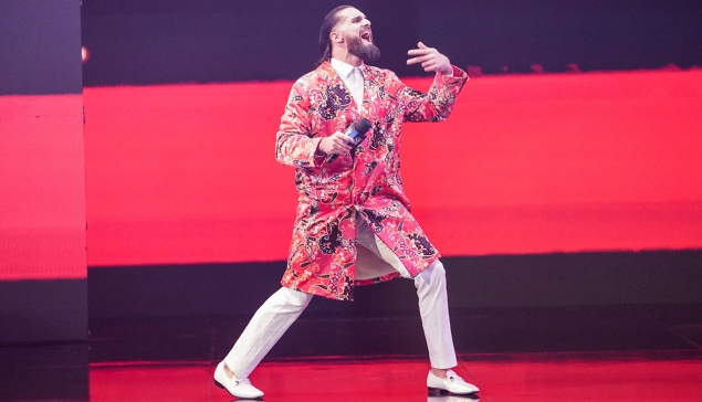 Seth Rollins révèle pourquoi il a fait référence à Jon Moxley lors d’un épisode de SmackDown 