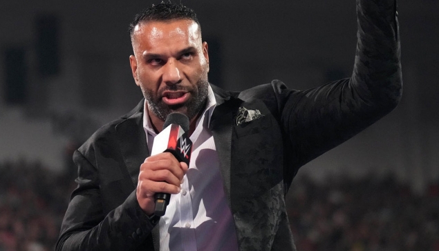 Plusieurs stars de la WWE licenciées !
