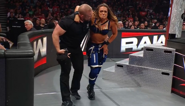 Zoey Stark prend la parole après sa blessure à WWE RAW