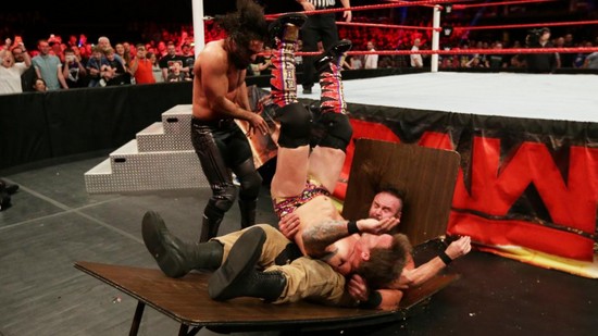 Resume WWE RAW 7 novembre